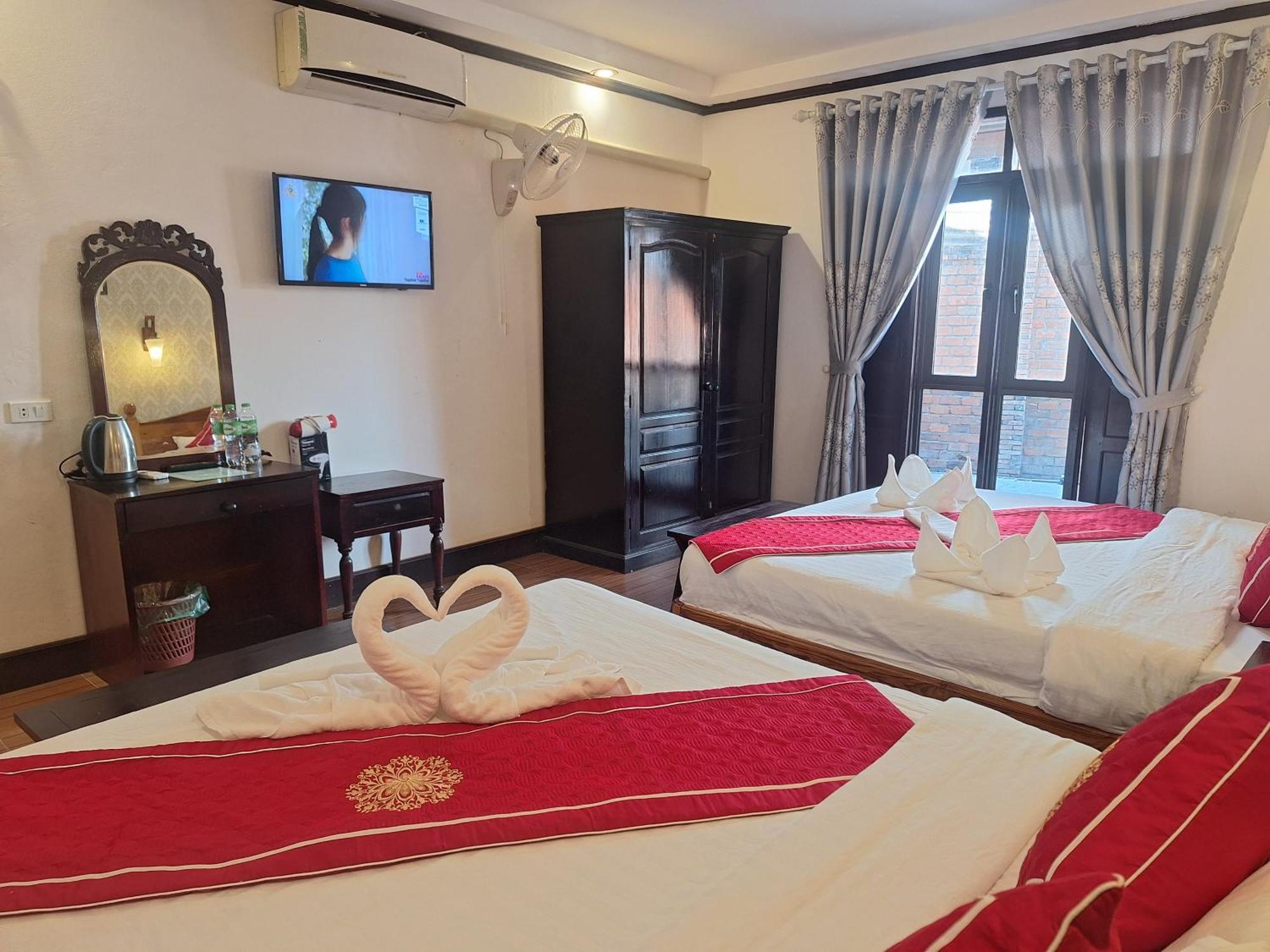 Luang Prabang Pavilion Hotel & Travel エクステリア 写真