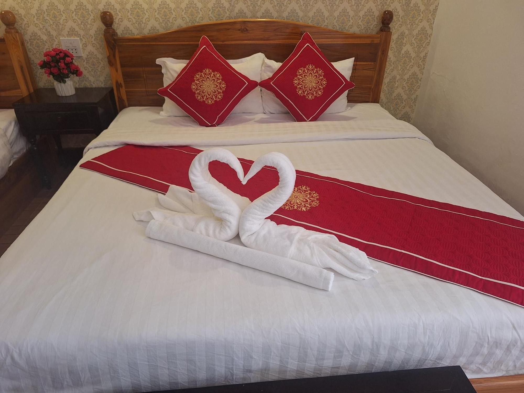 Luang Prabang Pavilion Hotel & Travel エクステリア 写真