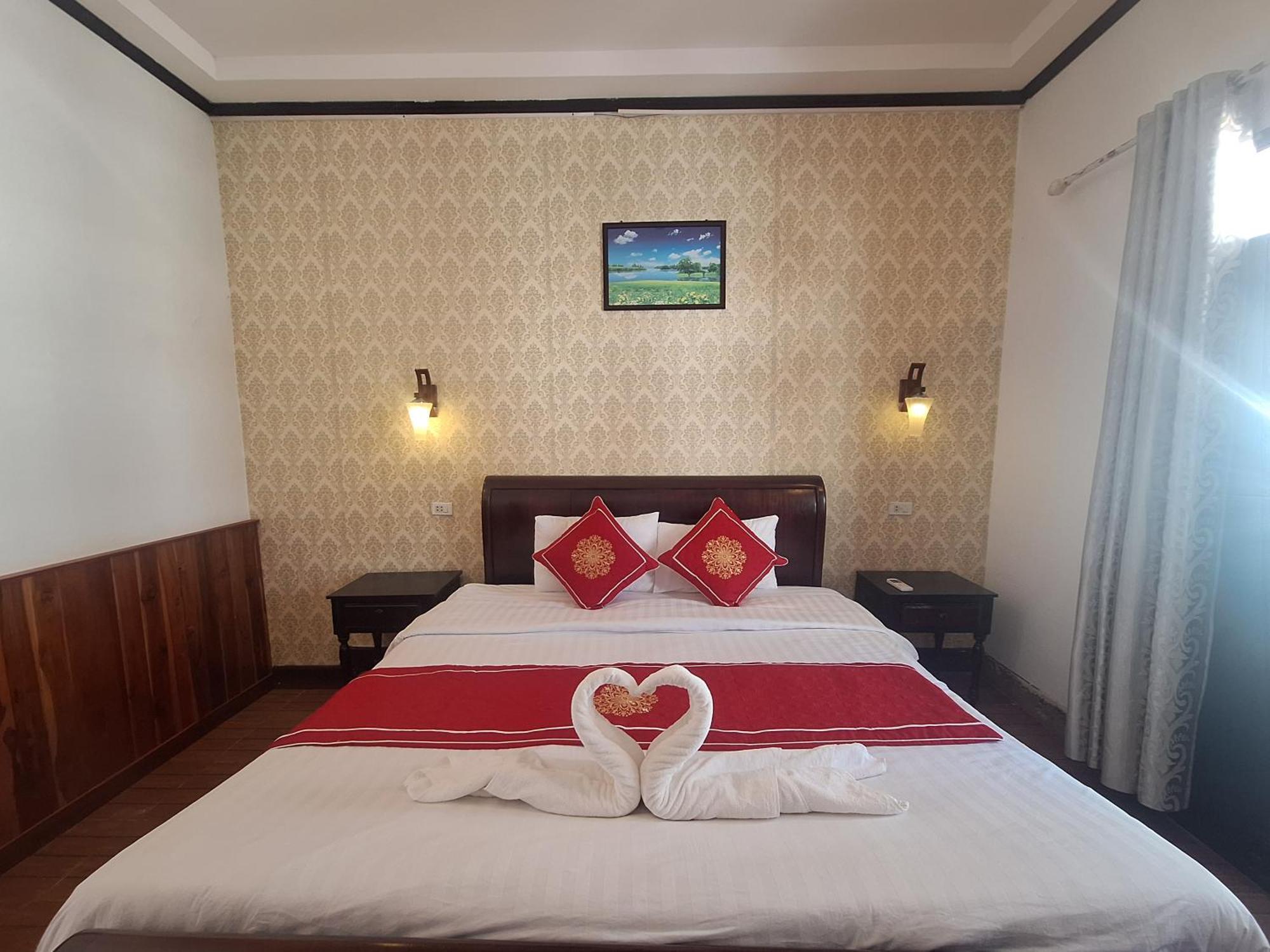 Luang Prabang Pavilion Hotel & Travel エクステリア 写真