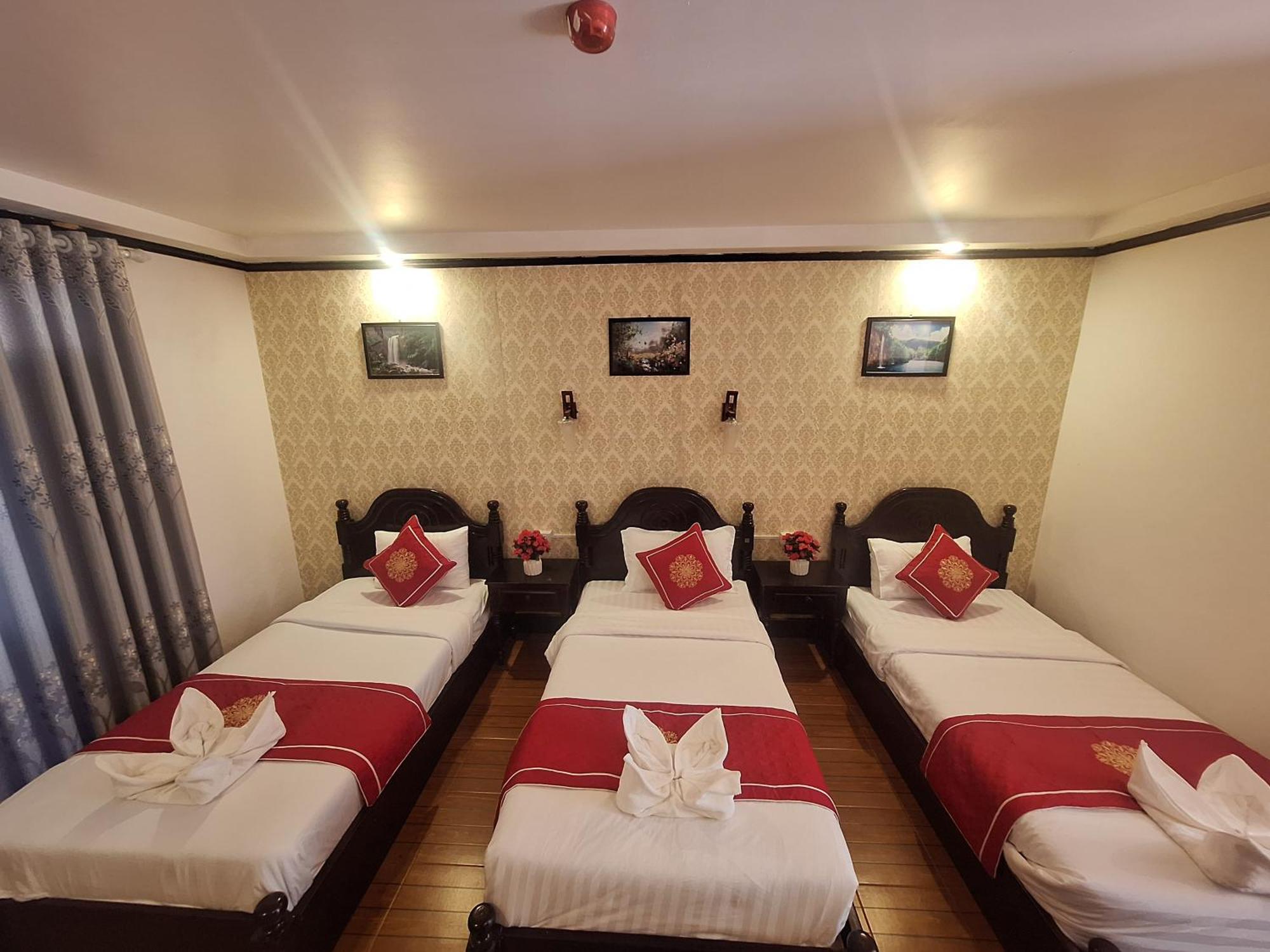 Luang Prabang Pavilion Hotel & Travel エクステリア 写真