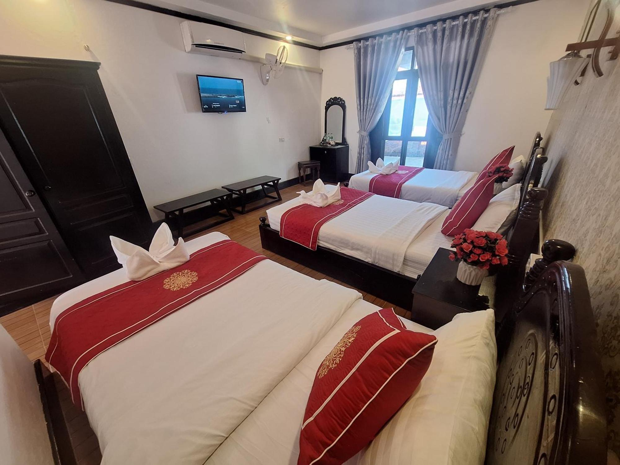 Luang Prabang Pavilion Hotel & Travel エクステリア 写真