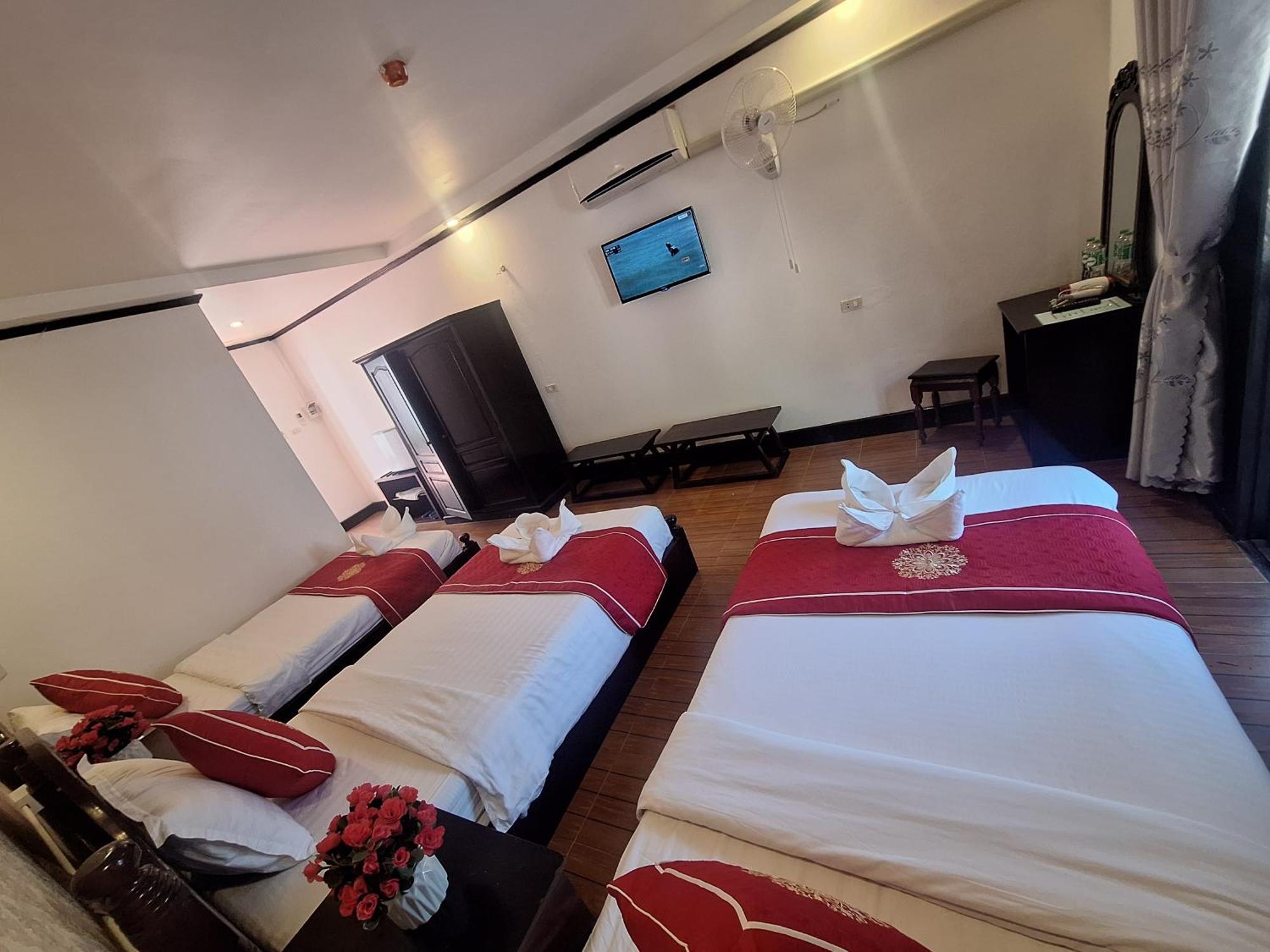 Luang Prabang Pavilion Hotel & Travel エクステリア 写真